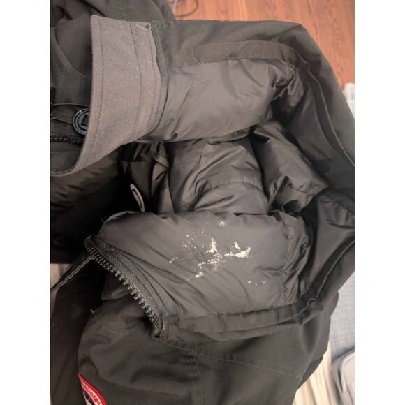 Canada Goose Chateau Mens Black Parka Jacket  in Medium - Picture 6 of 16